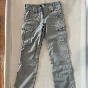 Women’s 5.11 Stryker pants size 2